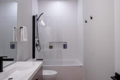 custom bathroom in Sarnia-Lambton, ON-esser-031-1